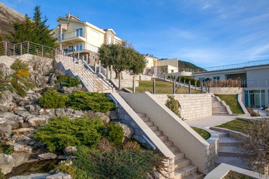 Villa Eagle Eye Montenegro Kotor Exterior photo